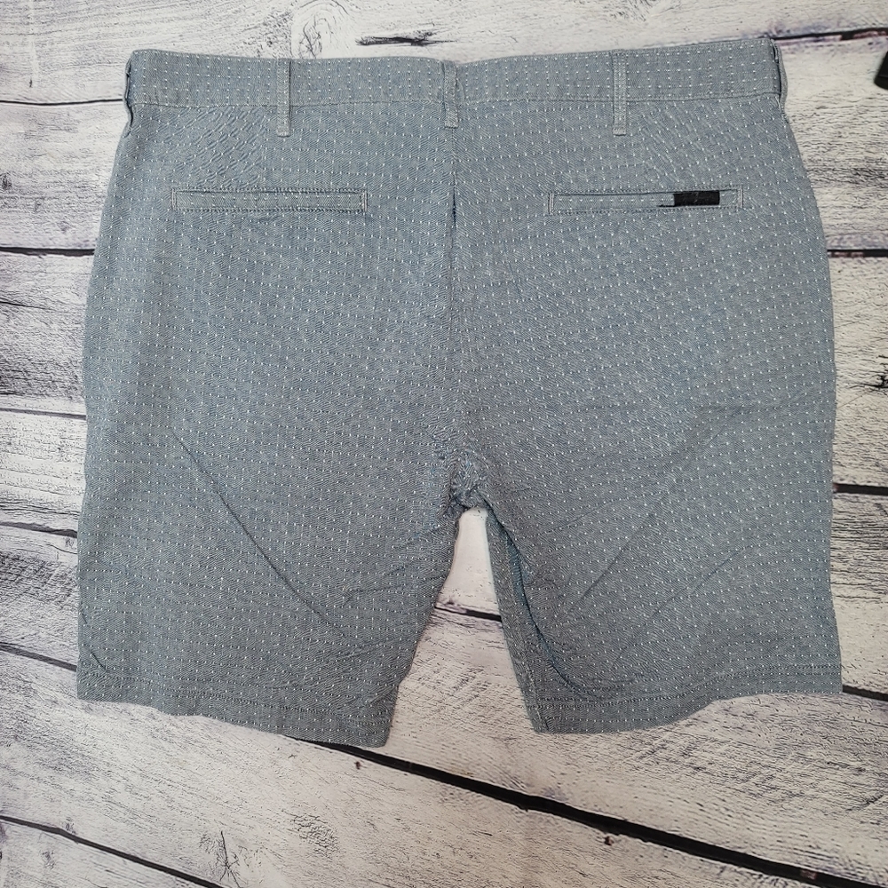 7 For All Man Kind Men’s size 40 Casual Check Flat Front Light Blue-Gray Shorts - Picture 7 of 10